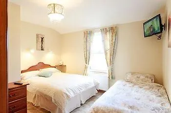 Affittacamere Bay View Guest House And B&B 3*